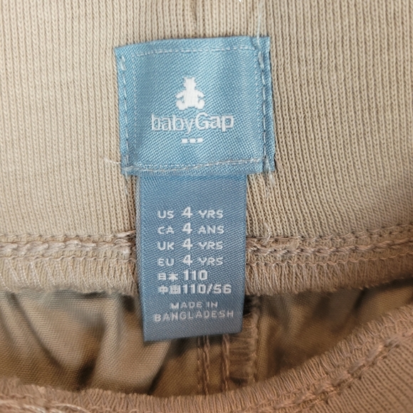 3/$20 BABY GAP Shorts Size 4 - Picture 5 of 6